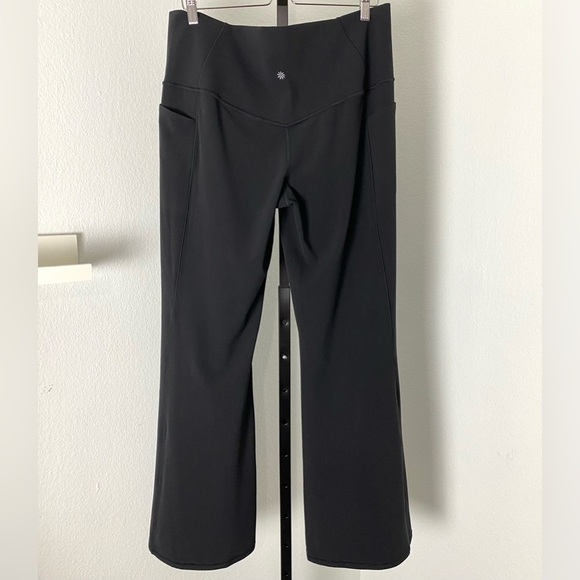 Athleta Salutation Stash Flare Pants Black High Rise New Yoga Gym Plus Size EUC - Picture 10 of 16